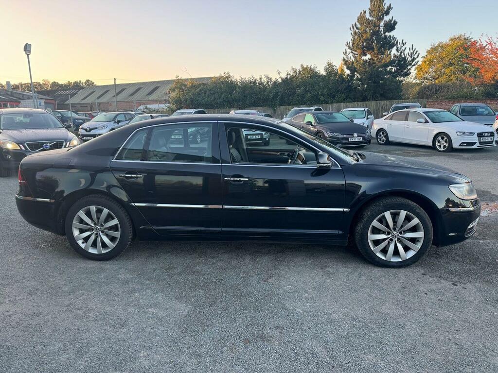 Volkswagen Phaeton V6 Tdi 4Motion Black #4