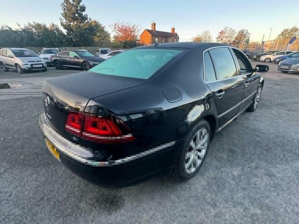 Volkswagen Phaeton V6 Tdi 4Motion Black #5