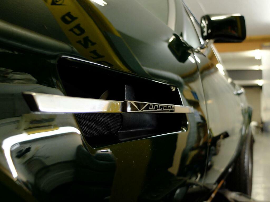 Aston Martin V8 Volante Green #34