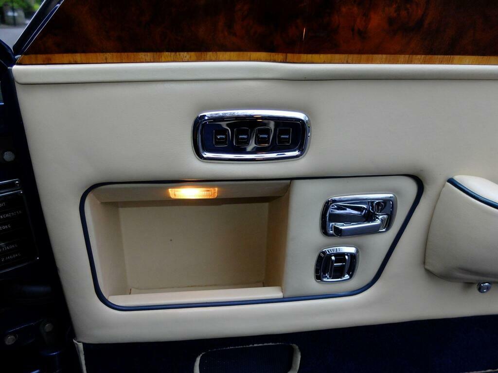 Rolls-Royce Corniche 2 Convertible  #16
