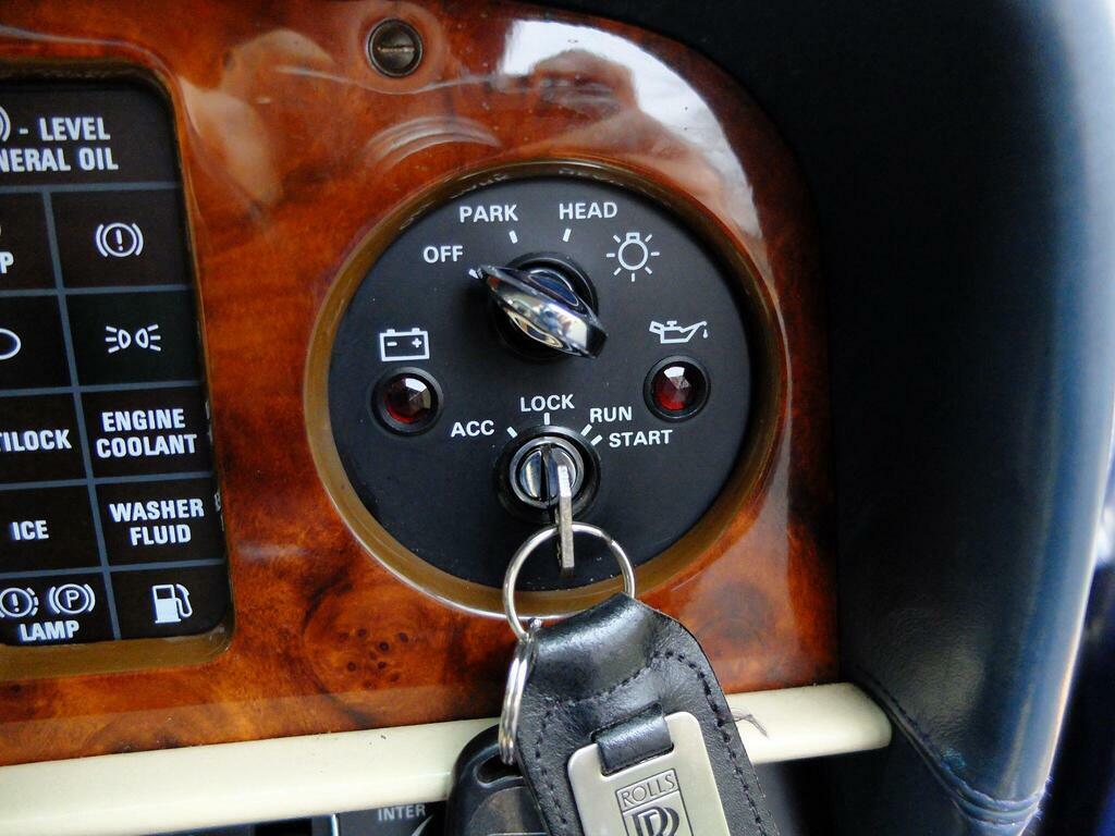 Rolls-Royce Corniche 2 Convertible  #15