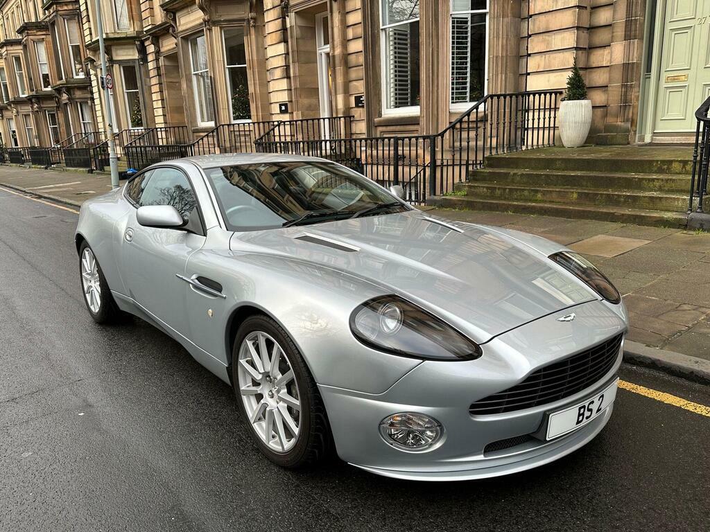 Aston Martin Vanquish 5.9 S Coupe Silver