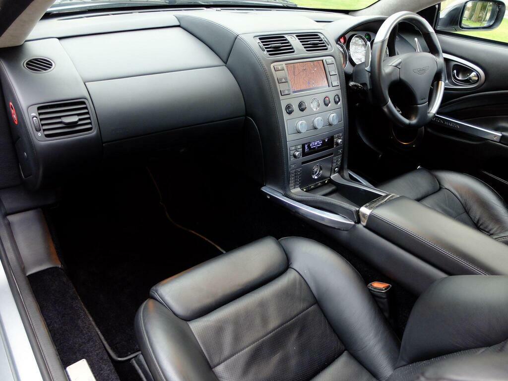 Aston Martin Vanquish 5.9 S Coupe Silver