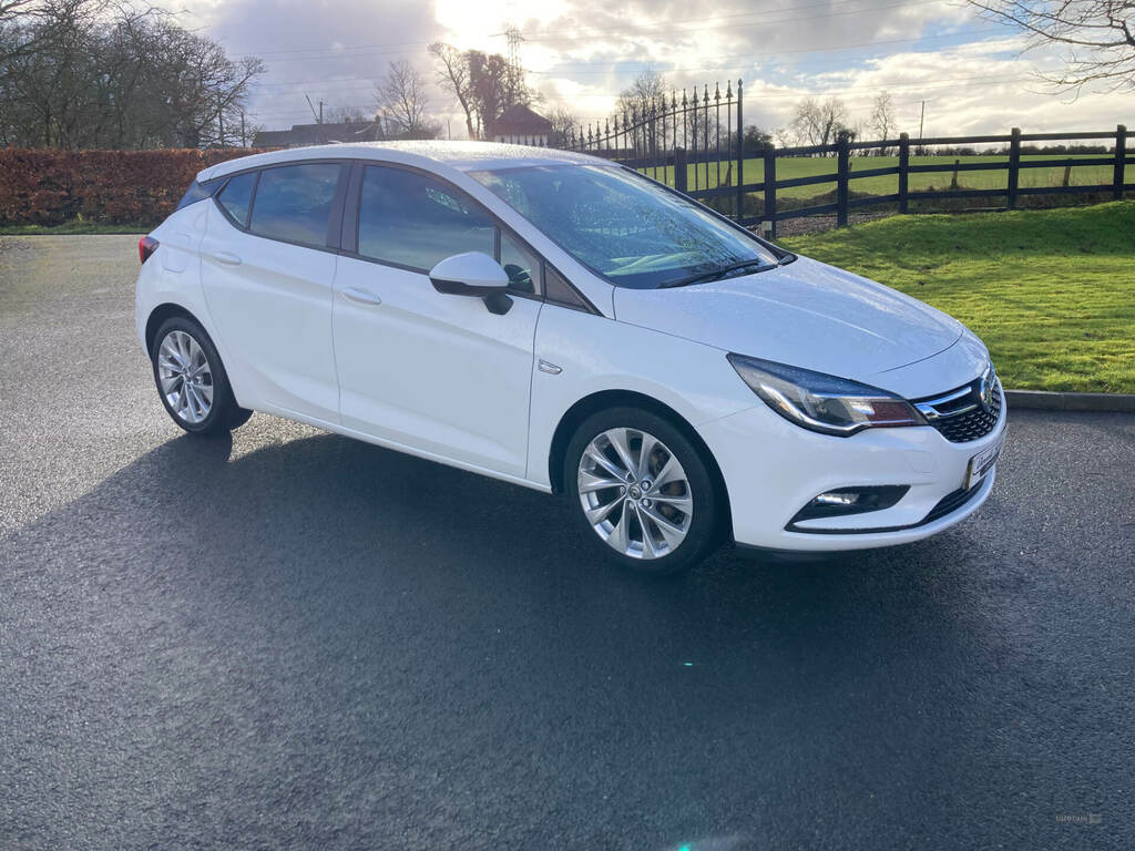 Vauxhall Astra 1.4T 16V 125 Tech Line Nav  White #4