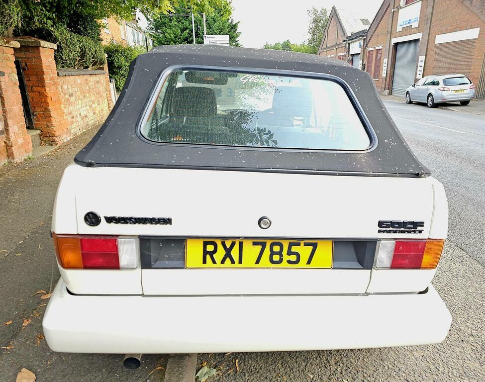 Volkswagen Golf 1.8 1990G White #5