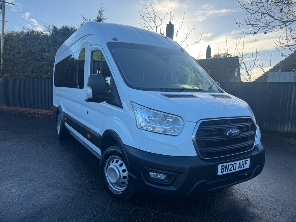 Ford Transit Custom 2.0 Ecoblue 130Ps H3 17 Seater Leader BN20AHF White