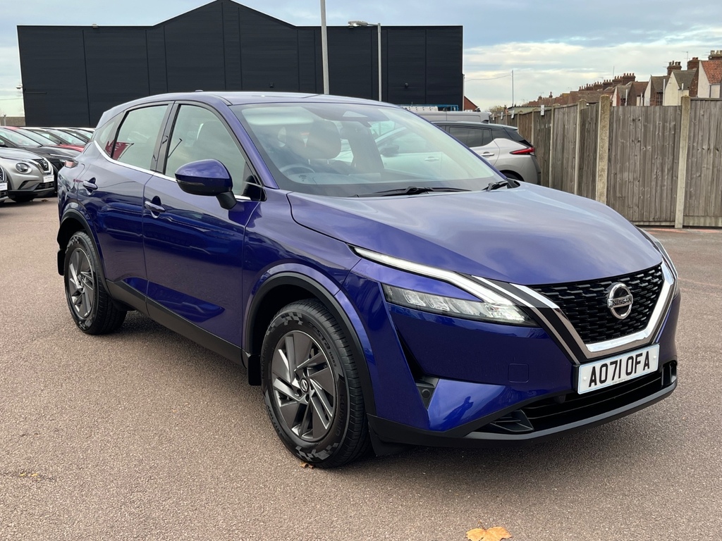 Nissan Qashqai 1.3 Dig-t Mh Acenta Premium Blue