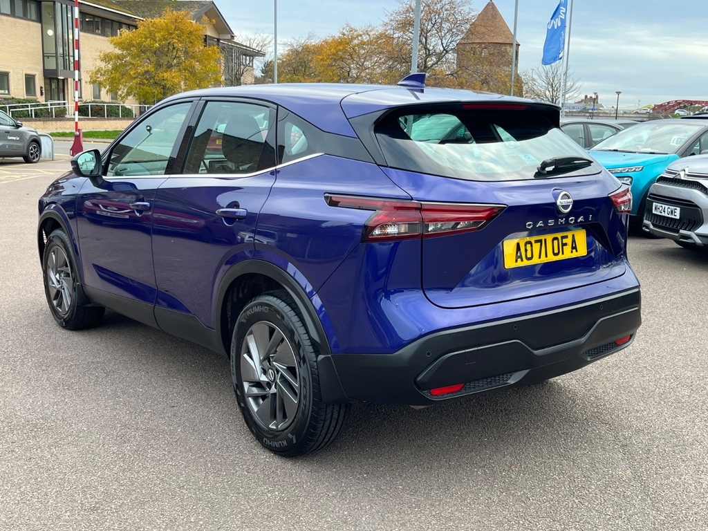 Nissan Qashqai 1.3 Dig-t Mh Acenta Premium AO71OFA Blue #5