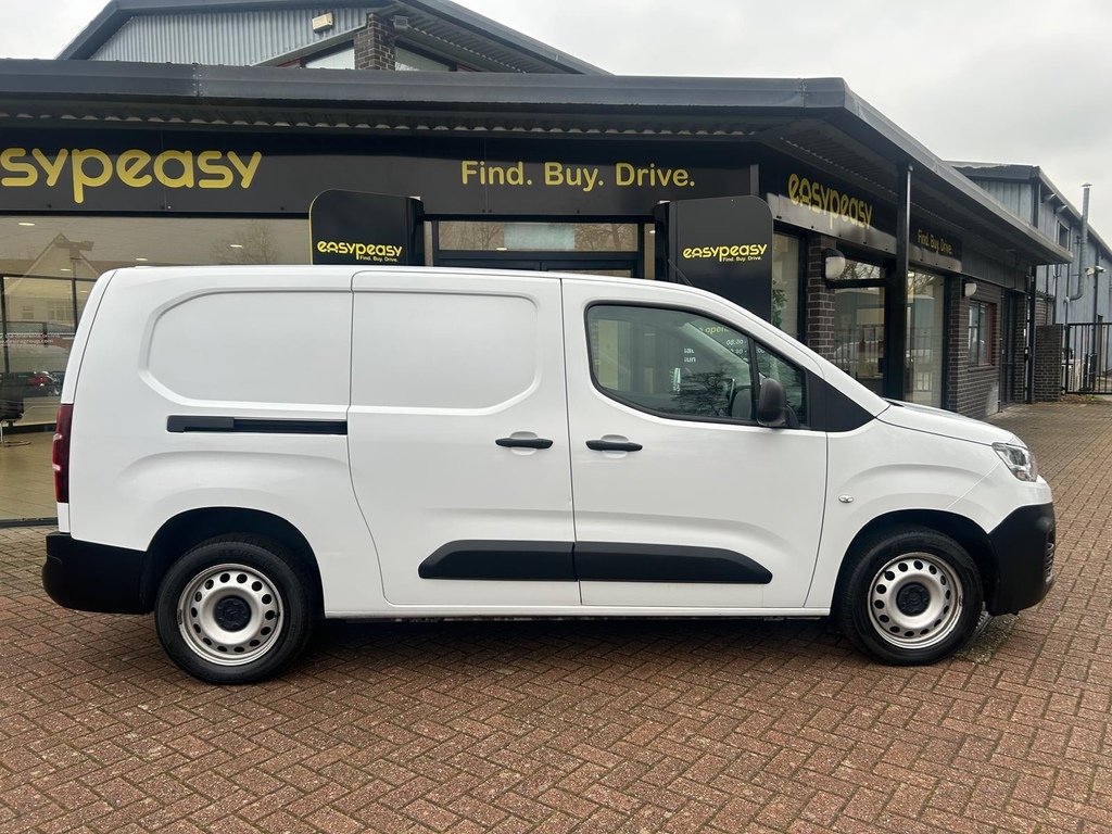 Citroen Berlingo 1.5 Bluehdi 950Kg Enterprise Ed 100Ps 6 Speed Ss YE23LZR White #4