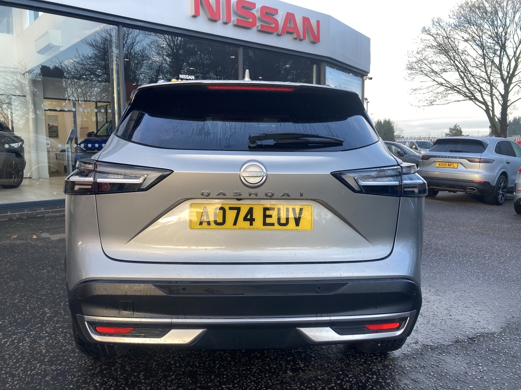 Nissan Qashqai 1.3 Dig-t Mh N-connecta AO74EUV Silver #5
