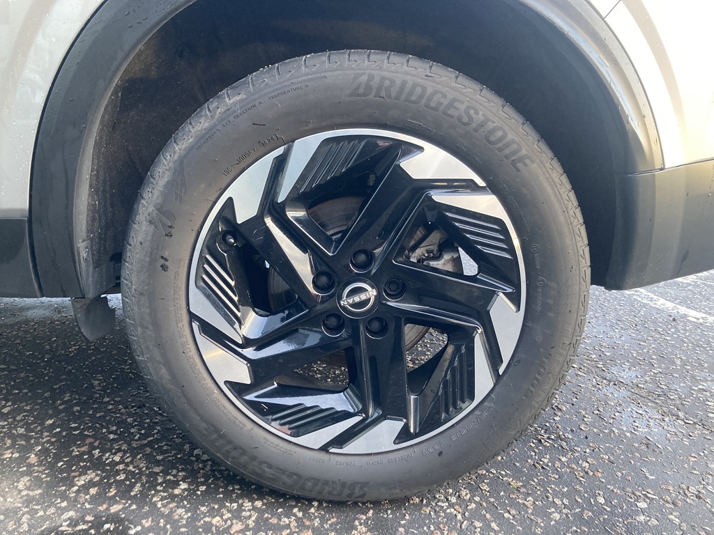 Nissan Qashqai 1.3 Dig-t Mh N-connecta AO74EUV Silver #6