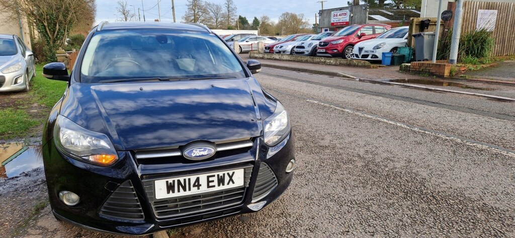 Ford Focus 1.6 Tdci 115 Zetec Navigator WN14EWX Black #4