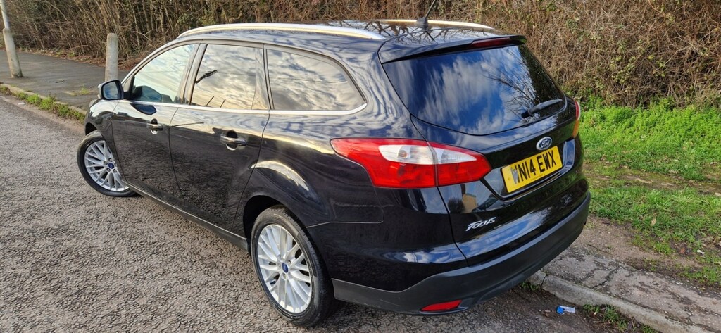 Ford Focus 1.6 Tdci 115 Zetec Navigator WN14EWX Black #2