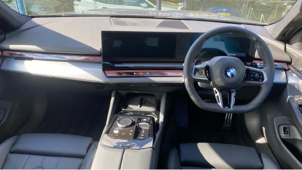 BMW 5 Series 520I Mht M Sport Pro Steptronic Euro 6 WN75DYH Grey #4