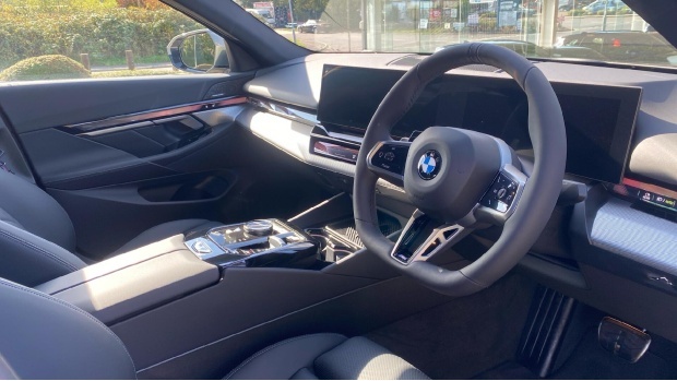 BMW 5 Series 520I Mht M Sport Pro Steptronic Euro 6 WN75DYH Grey #6