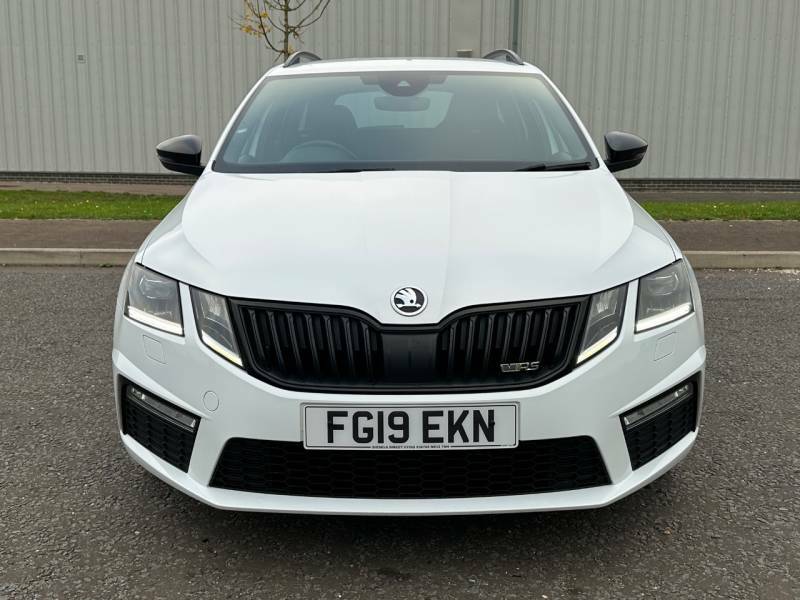 Skoda Octavia 2.0 Tdi Cr Vrs Dsg 7 Speed Black Pack - 20 FG19EKN White #3