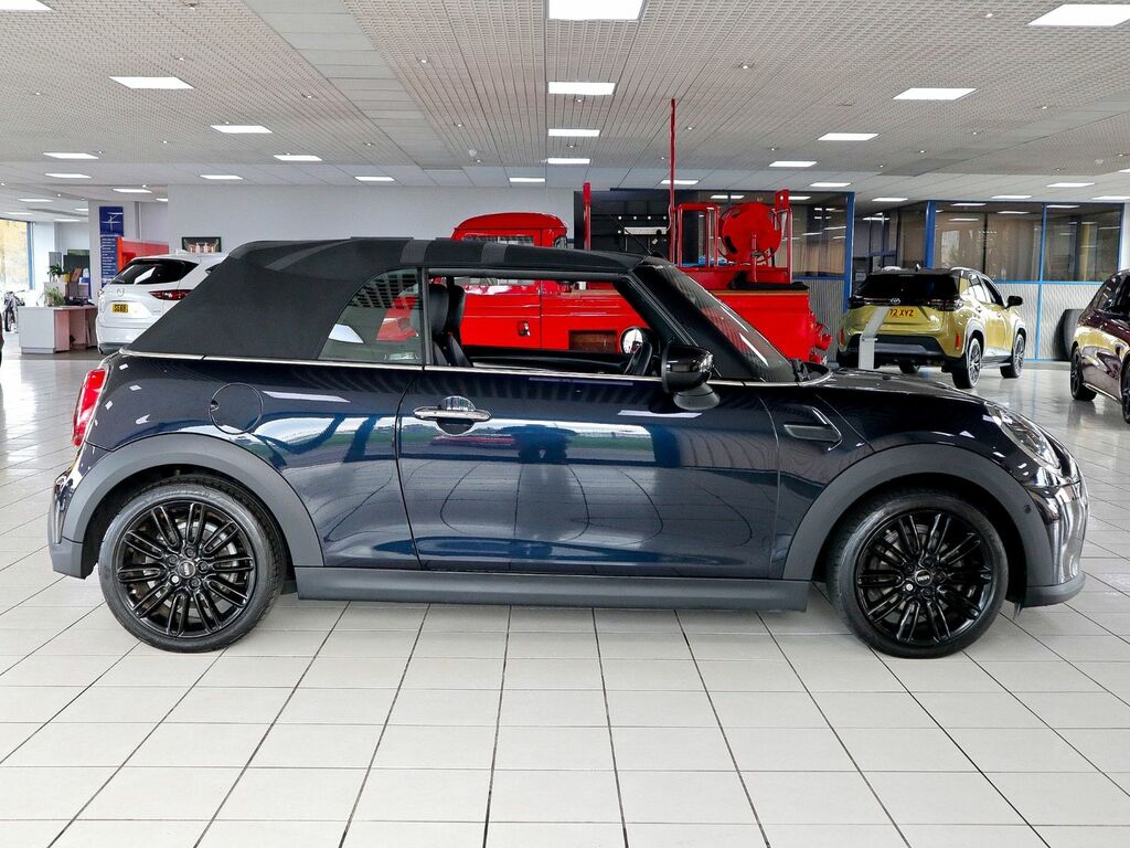 Mini Convertible 1.5 Cooper Exclusive Steptronic YV23WNL Black #6