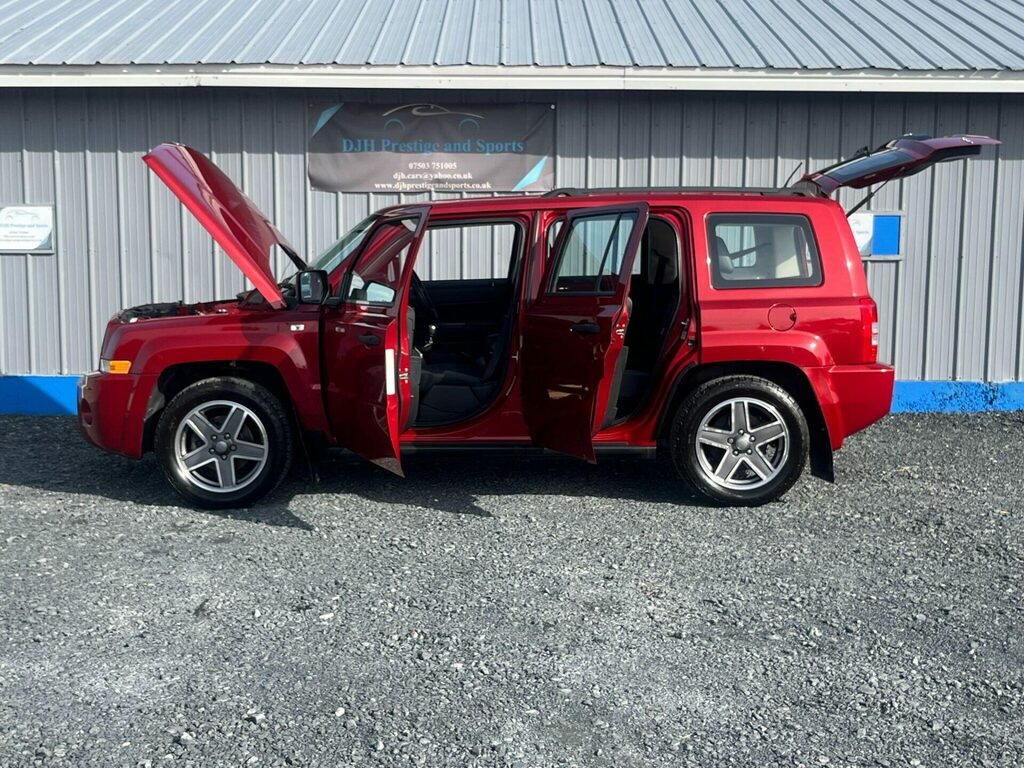 Jeep Patriot 2.0 Crd Sport 4X4 Green #3