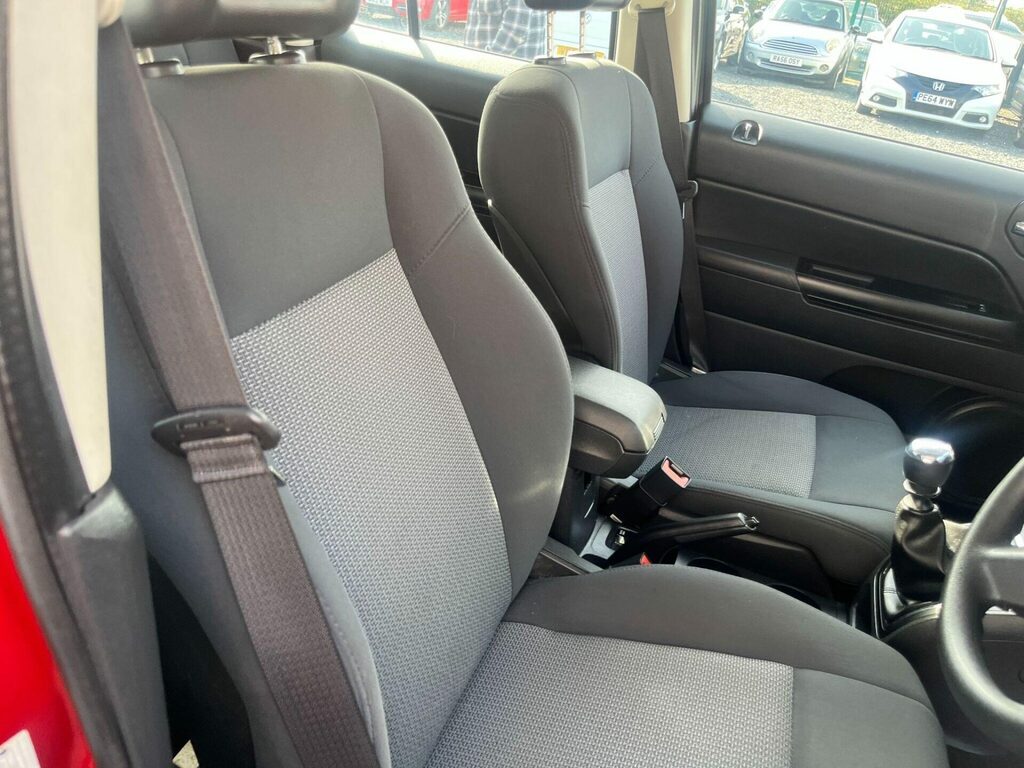 Jeep Patriot 2.0 Crd Sport 4X4 Green #4