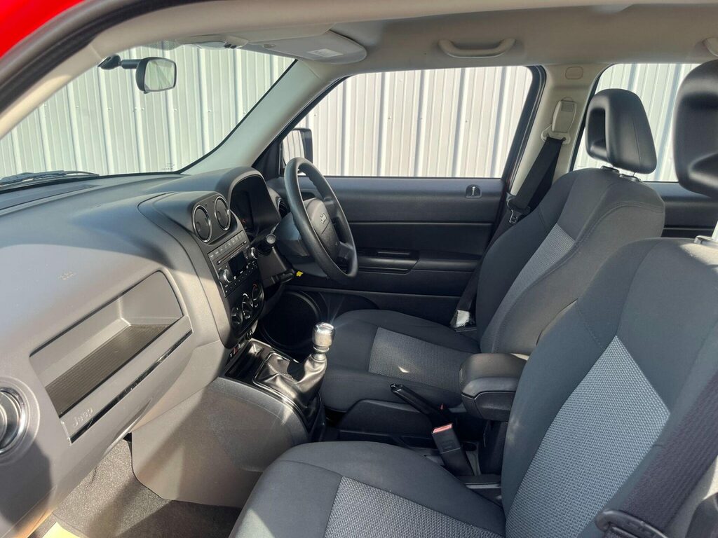 Jeep Patriot 2.0 Crd Sport 4X4 Green #6