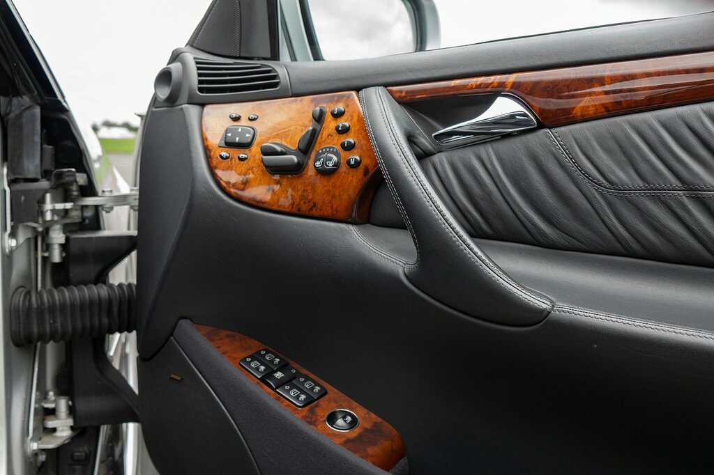 Mercedes-Benz CL 500 Blue #25