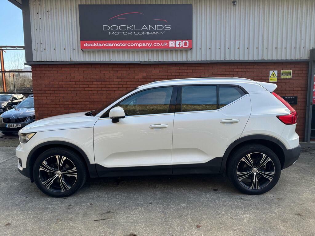 Volvo XC40 2.0 D3 Inscription Pro Euro 6 S S FL19DCO White #4
