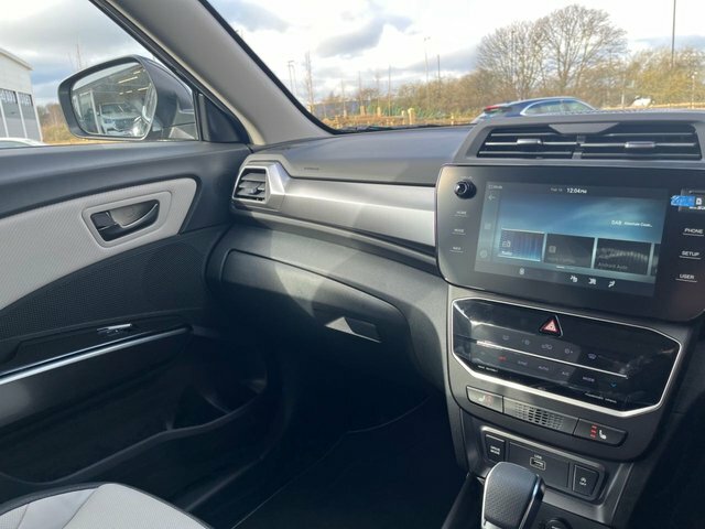 SsangYong Tivoli K40 1.5 Black #6
