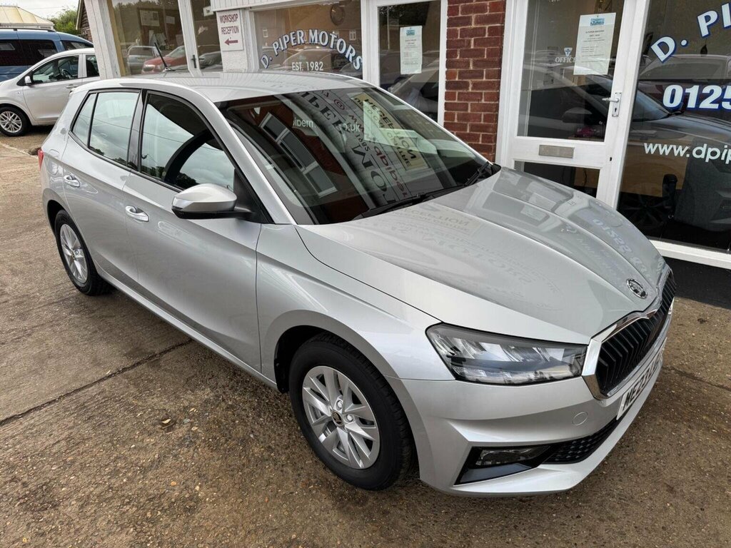 Skoda Fabia Hatchback 1.0 Tsi Se Comfort Euro 6 Ss 202 Silver