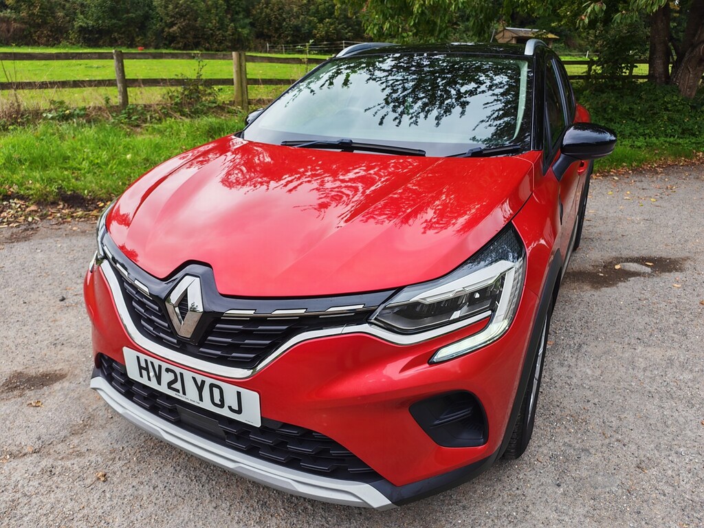 Renault Captur Suv 1.3 Iconic Tce 130 2021 Red