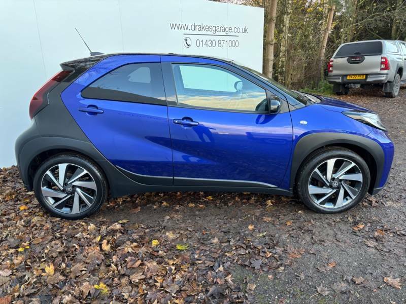 Toyota Aygo X 1.0 Vvt-i Exclusive - 2023 23 YC23NKG Blue #4
