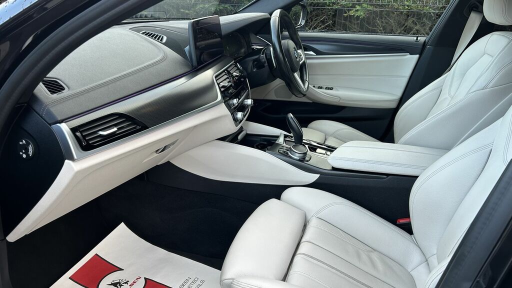 BMW 5 Series Saloon Grey #4