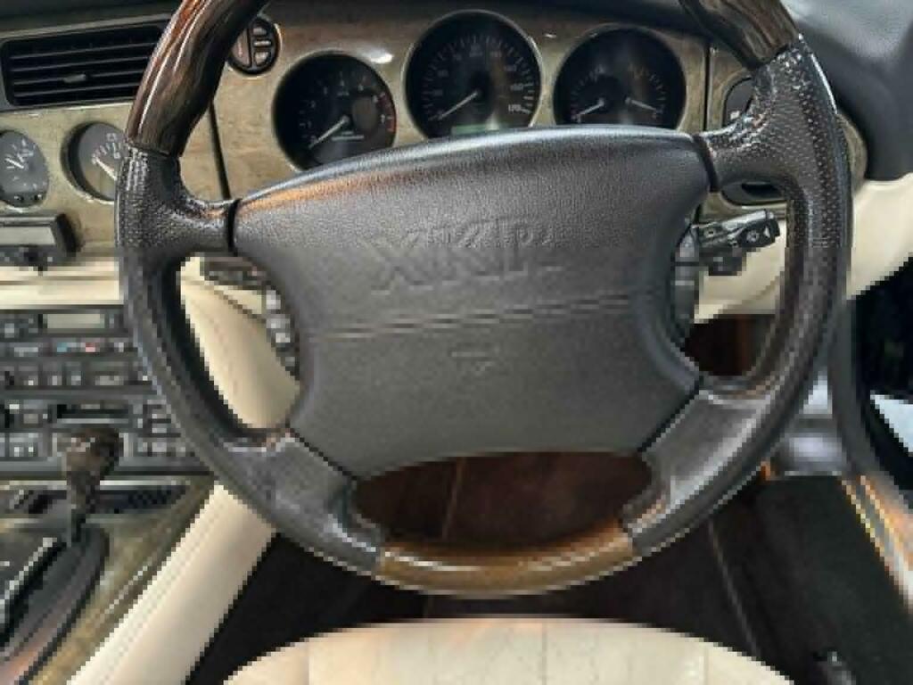 Jaguar XKR 2002 4.0 100 Limited Edition Coupe Black #9
