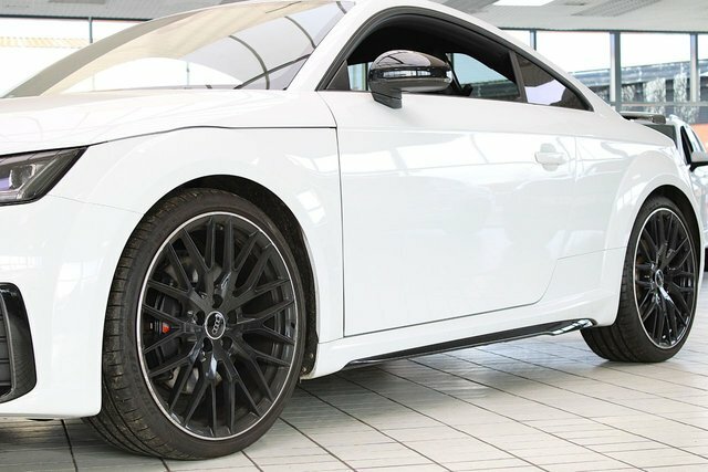 Audi TTS 2.0 Tfsi Black Edition Coupe S Tronic Q Black #3