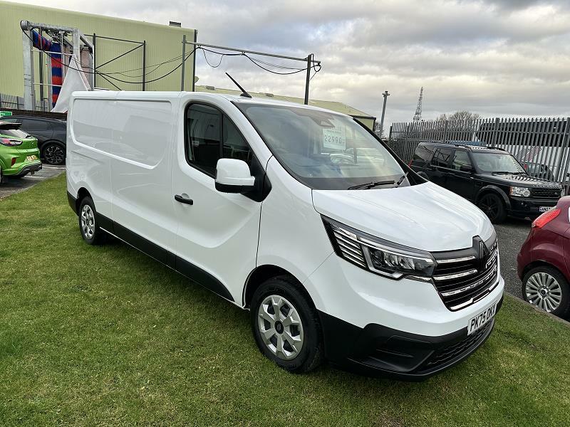 Renault Trafic Ll30 Blue Dci 130 Advance Safety Van PK75OKX White #3