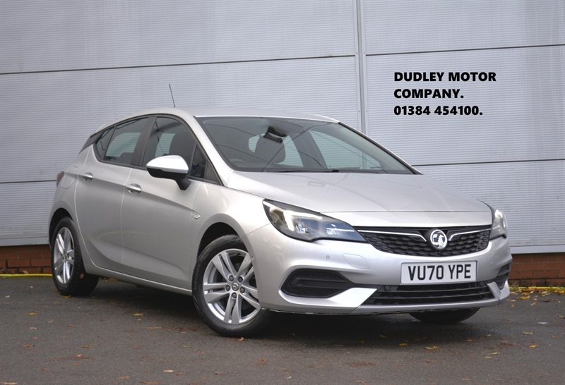Vauxhall Astra 1.5 Turbo D Business Edition Nav Hatchback Die Silver
