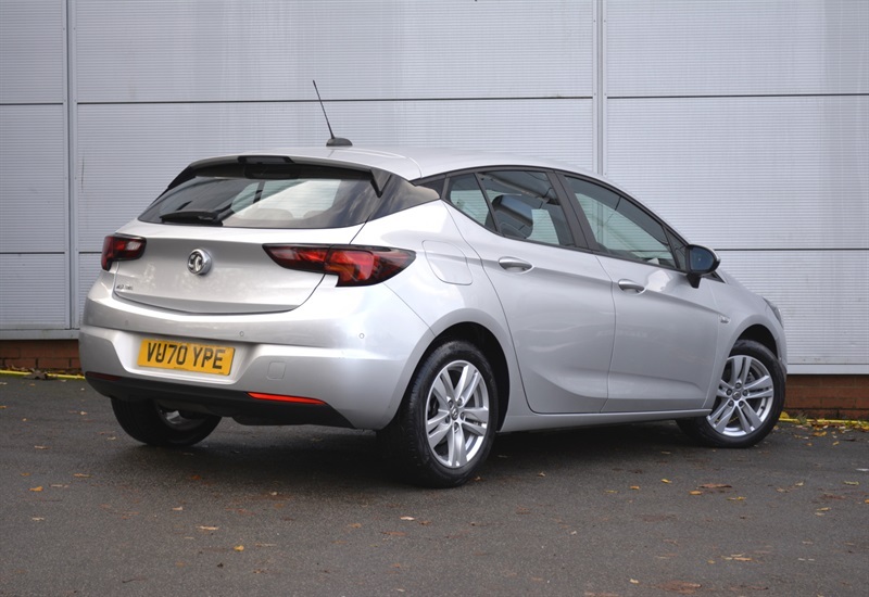 Vauxhall Astra 1.5 Turbo D Business Edition Nav Hatchback Die Silver #6