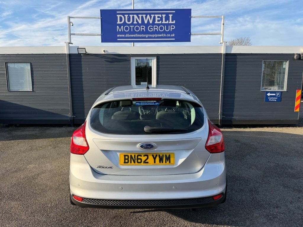 Ford Focus 1.6L Titanium BN62YWM Silver #5