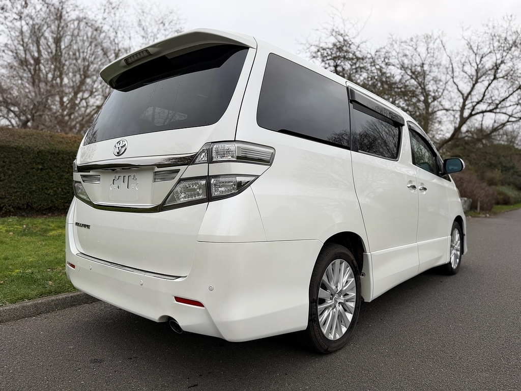 Toyota Vellfire 8 Seat U3165 Black #4