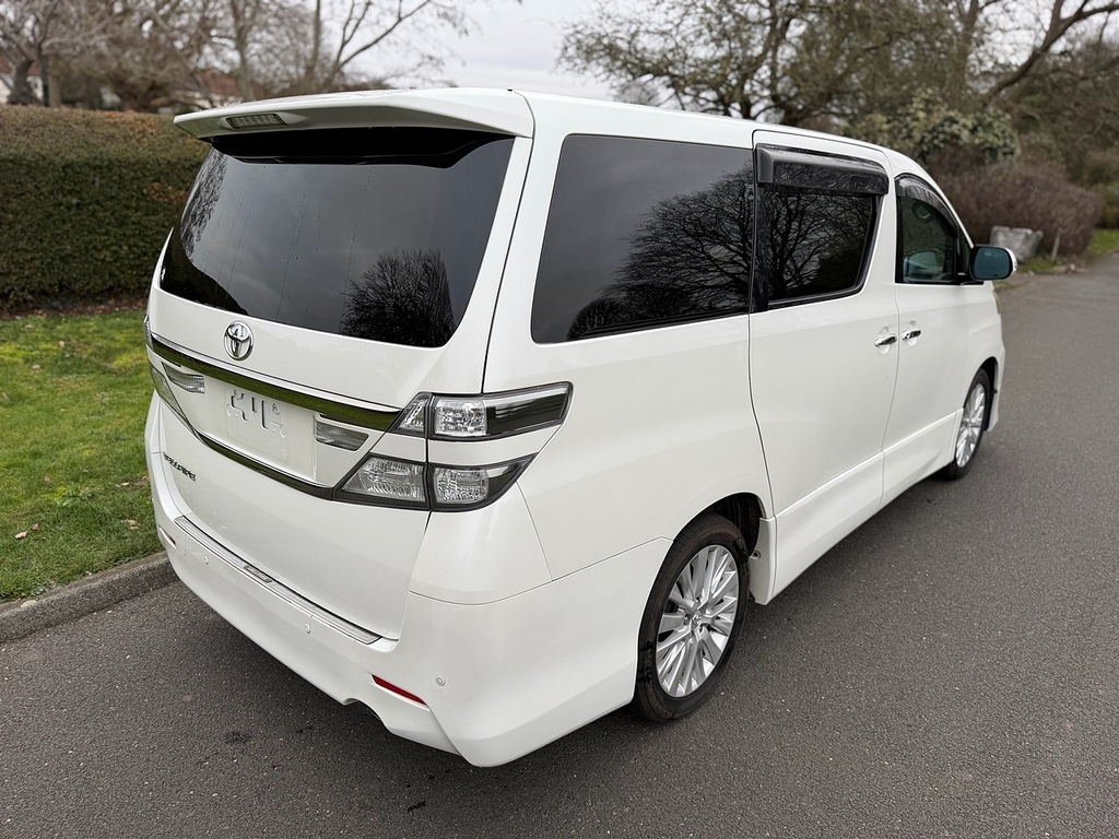 Toyota Vellfire 8 Seat U3165 Black #3