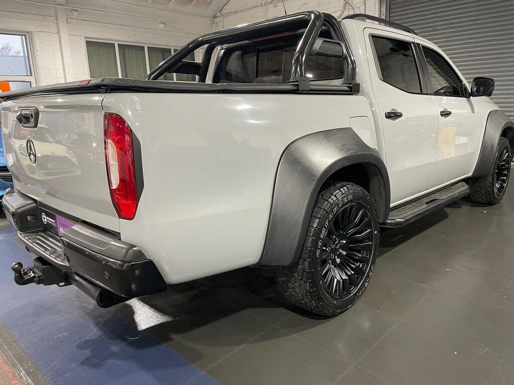 Mercedes-Benz X Class X250 D 4Matic Power Black #11