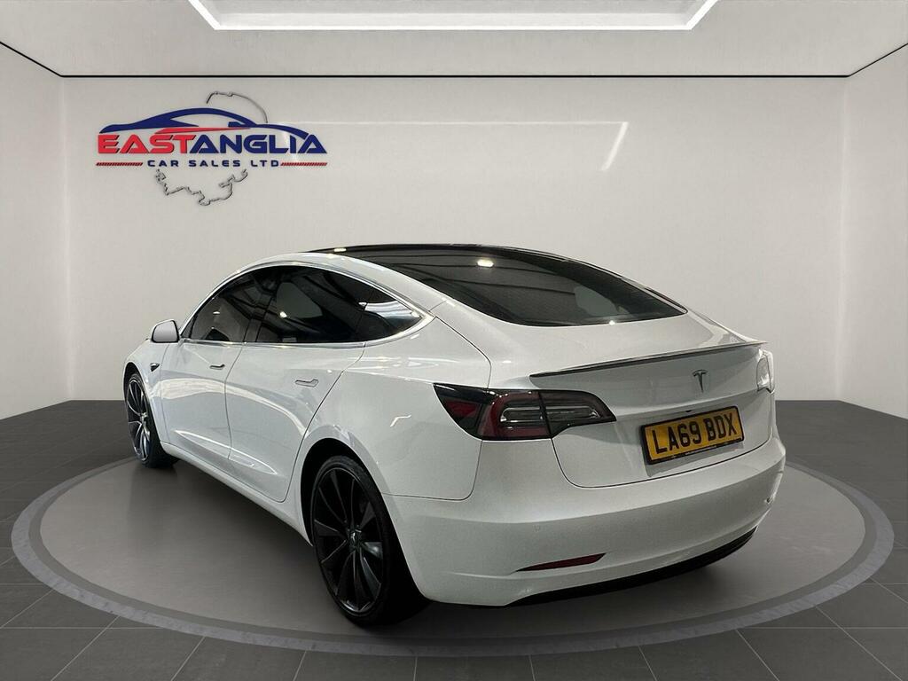 Tesla Model 3 Saloon Dual Motor Performance 4Wde Per LA69BDX White #2