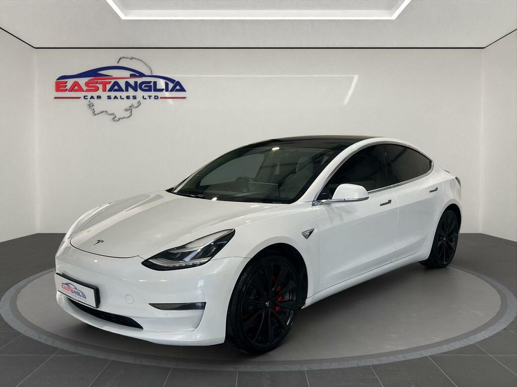 Tesla Model 3 Saloon Dual Motor Performance 4Wde Per White