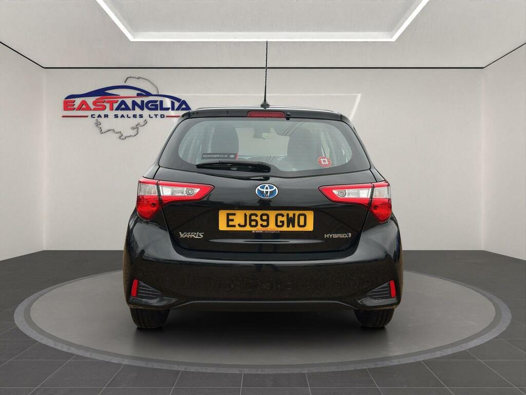 Toyota Yaris Hatchback 1.5 Vvt-h Icon E-cvt Euro 6 Ss 2 EJ69GWO Black #5