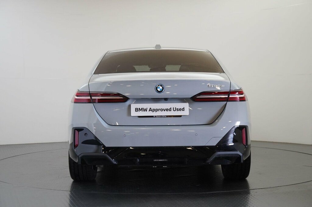 BMW 5 Series 530E M Sport Saloon SL75LPJ Grey #5