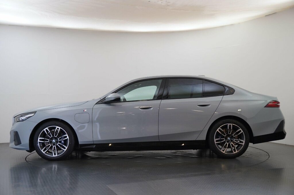 BMW 5 Series 530E M Sport Saloon SL75LPJ Grey #4