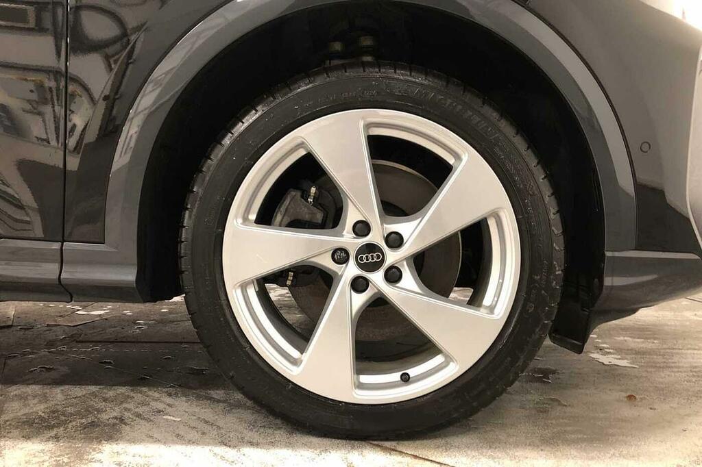 Audi Q5 Suv S Line Tdi Quattro 204 Ps S Tronic SK25DHO Black #2