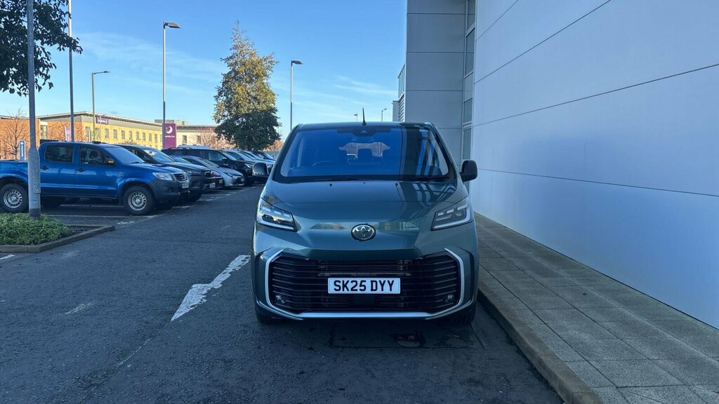 Toyota Proace Verso 75Kwh Excel Long Mpv Lwb Green #2