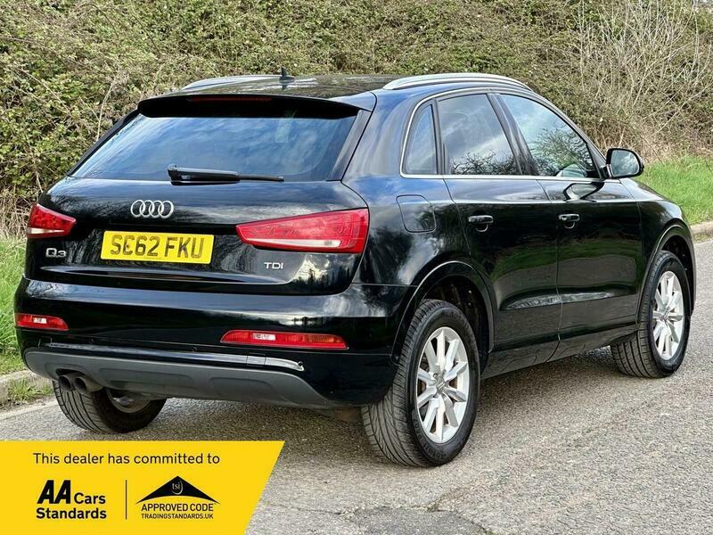 Audi Q3 2.0 Tdi Se Euro SC62FKU Black #2