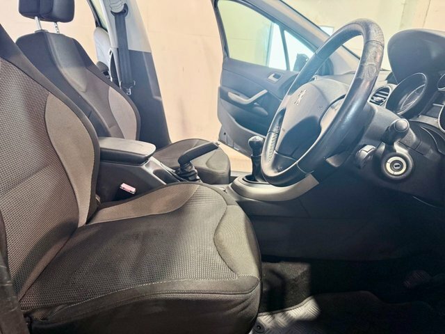 Peugeot 308  Silver #17