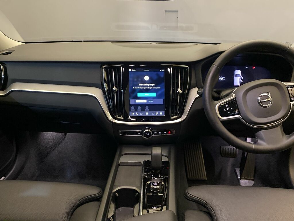 Volvo V60 2.0T B4 Mhev 197 Bhp Dct Nq Black #4